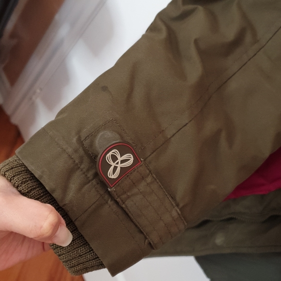 Aritzia TNA RARE Women's Winter Parka - Picture 5 of 8